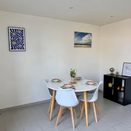 Maison De Proche Nantes, 2